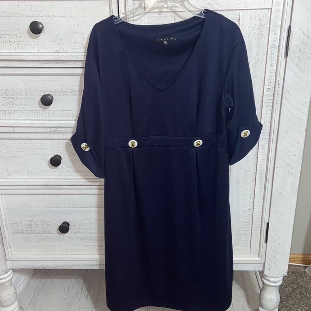 Tiana B dress